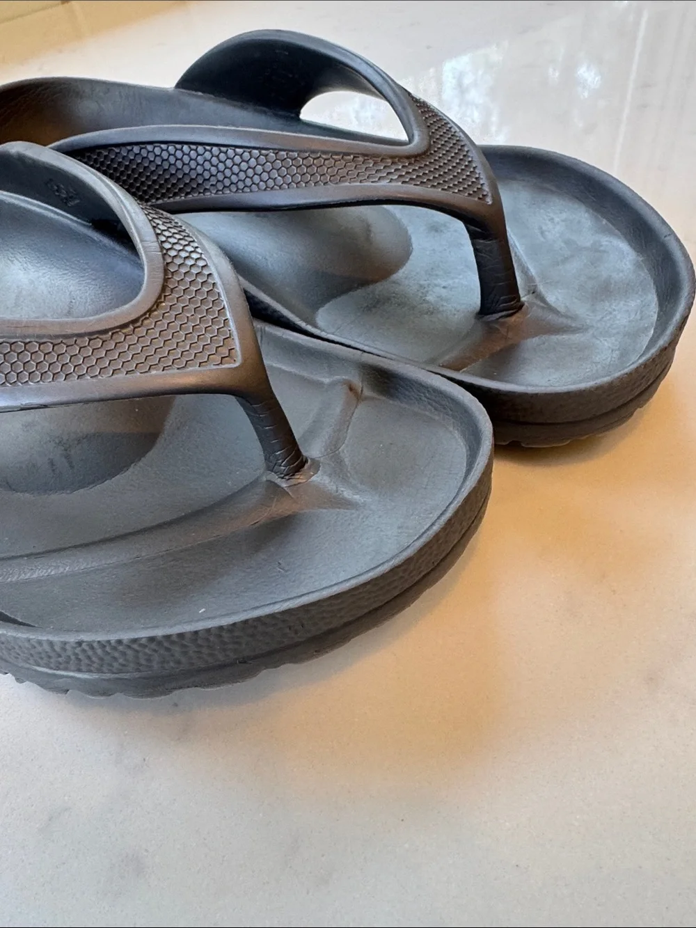 Birkenstock Honolulu Essentials Thong Sandals 41/10